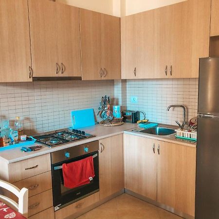 Mimi'S Beach Apartment Vlorë Екстериор снимка
